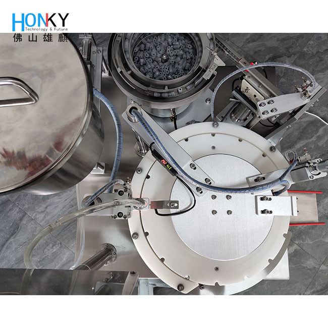 कॉस्मेटिक स्किन जेल के लिए सिरेमिक पिस्टन पंप के साथ स्वचालित 3 एमएल शीशी भरने की मशीन 30 पीसी प्रति मिनट