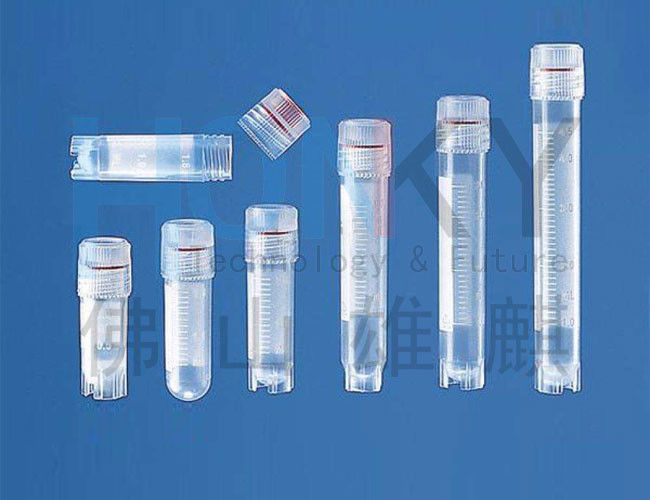 2400 बोतल प्रति घंटा अर्ध-स्वचालित डेस्कटॉप ट्यूब भरने की मशीन XQX2 सिरेमिक पंप और जीएमपी प्रमाणन के साथ