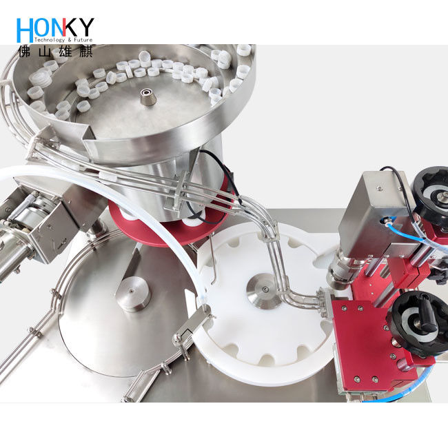 प्रयोगशाला अभिकर्मक के लिए पूर्ण स्वचालित कार्य के साथ डेस्कटॉप 30 मिलीलीटर द्रव भरने और कैपिंग मशीन का उपयोग करके स्वच्छ कार्यशाला